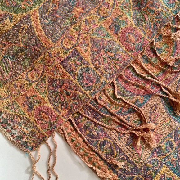 100% Pashmina Scarf Wrap Cream Pink Blue Green Paisley Lightweight Woven - Picture 4 of 5